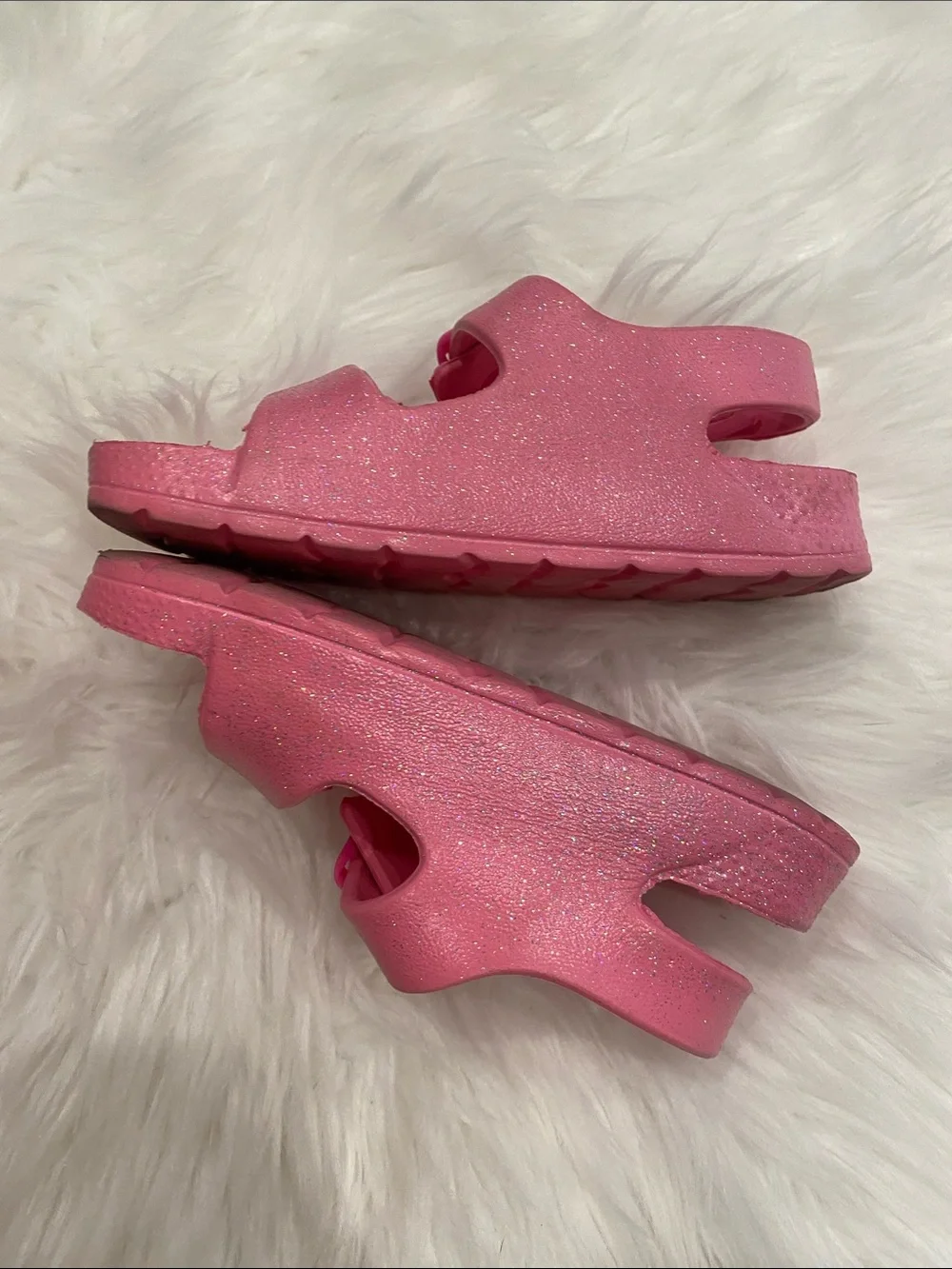 Children’s Place Adjustable Pink Glitter Buckle Sandals sz 10